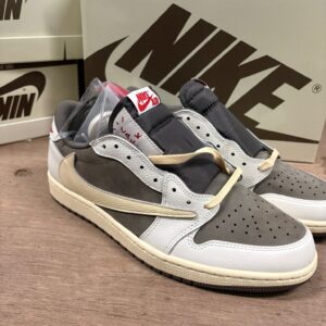 Air Jordan 1 x Travis Scott Low 'Reverse Mocha' (2022)